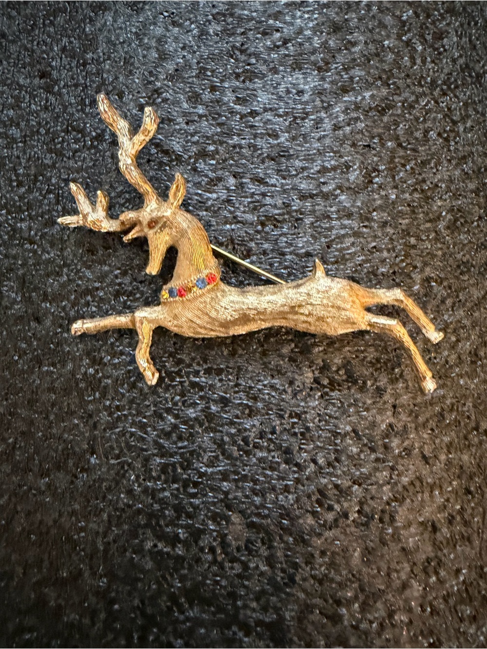 Hedy Vintage Leaping Reindeer Rhinestone Collar Brooch Gold-Tone